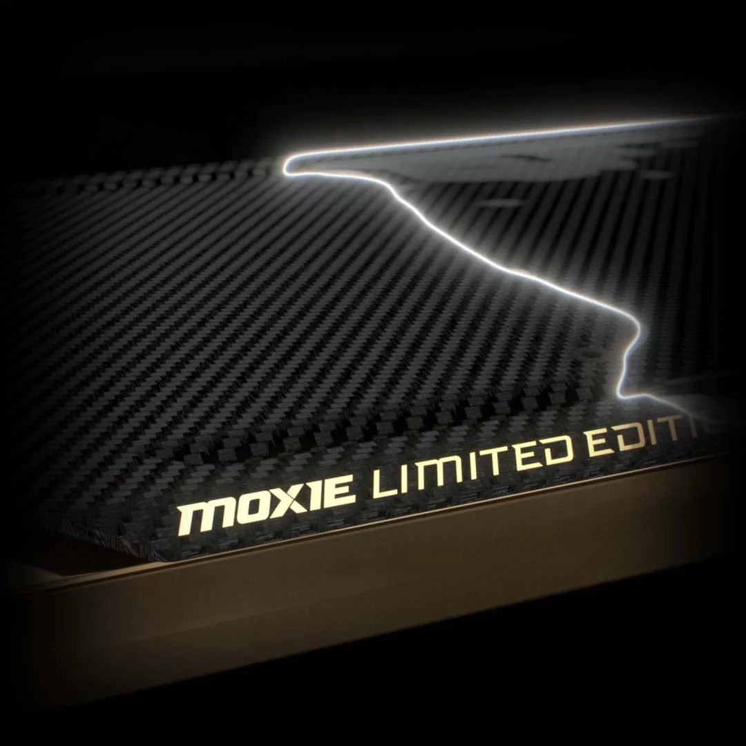 Moxie M8 Limited Edition